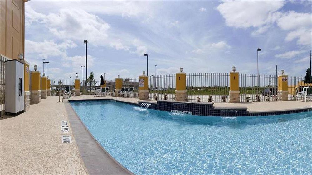 Holiday Inn Express Hotel And Suites Katy By Ihg Εξωτερικό φωτογραφία