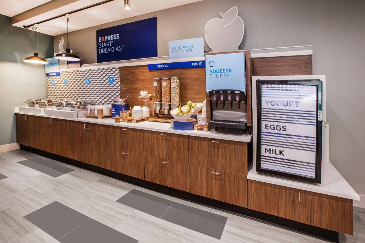 Holiday Inn Express Hotel And Suites Katy By Ihg Εξωτερικό φωτογραφία